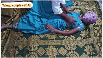 Housewife In Green Sari Seduces For Steamy Affair