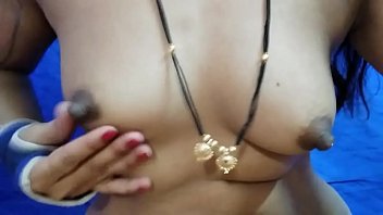 Indian Girl’s First Time Exploring Her Pussy