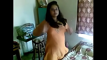 Seductive Indian Housewife Cheating With Her Coworker In Bed