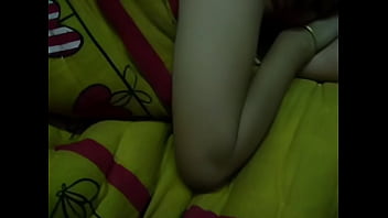 Desi Housewife Seduces Her Neighbor