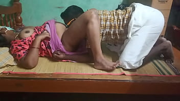 Sexy Desi Village Aunty’s Hot Homemade Video