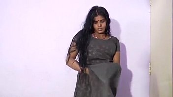 Sultry Desi Beauty With Juicy Melons