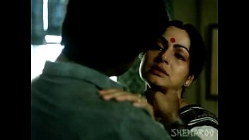 Passionate Love Scene – Paroma – Classic Hindi Film (360p)