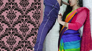 Indian Bhabhi’s Steamy Encounter With Electrician In Clear Hindi Audio | Your Priya