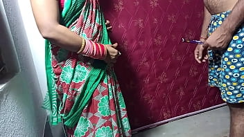 Auntie Fucks Niece After Giving Her Chocolate! Clear Hindi Voice