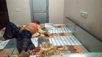 Indian Couple’s Steamy Hardcore Sex With Clear Hindi Moans 2021