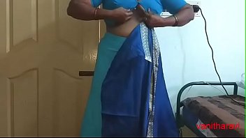Sensual Desi Aunty In Saree Flaunts Curves & Shaved Pussy For Secret Party Fun
