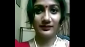 Voluptuous Bengali Housewife With Big Boobs