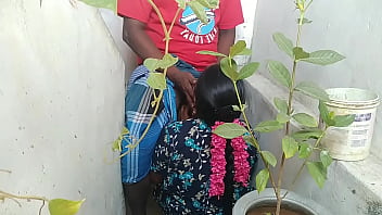 Seductive Tamil Village Housewife’s Intimate Encounter