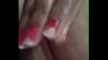 Desi Aunty Flaunts Her Tempting Curves And Wet Slit