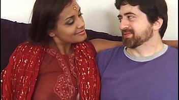 Shriya Aunty’s Steamy Affair With Stepbrother And His Friend – Hindi Audio