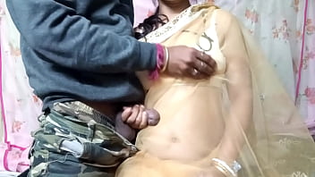 Indian Teen’s First Homemade Xnxx Hardcore Session