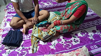 Poor Girl Selling Clothes Gets Seduced For Money In Clear Hindi Voice