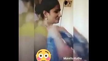 Tempting Tamil Milf