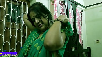 Unbelievable Hot Sex With A Single Milf Aunty: Indian Teen Boy Takes On Mature Auntie With Filthy Hindi Audio