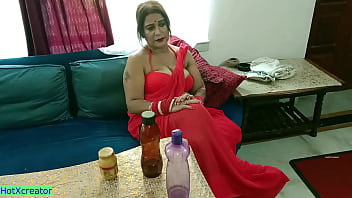 Indian Seductive Beauty Indulging In Wild Passionate Sex! Viral Sensation