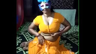 Desi Aunty’s Steamy Cam Show: Fingering Her Wet Pussy And Cumming Hard On Chaturbate
