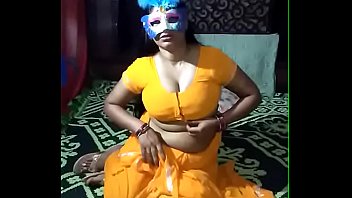 Desi Aunty’s Steamy Cam Show: Fingering Her Wet Pussy And Cumming Hard On Chaturbate