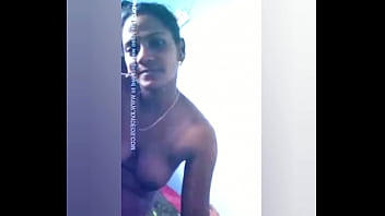 Tamil Beauty’s Luscious Tits
