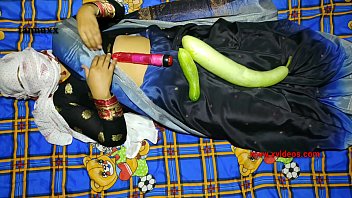 Indian Bhabhi’s Steamy Debut Video Goes Viral, Sizzling Hot