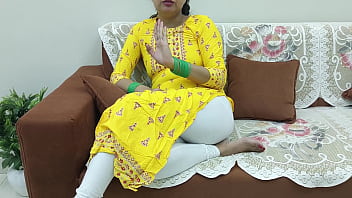 Indian Stepmom Fucks Her Stepson Raw, Making Him Her Lover With Dirty Hindi Talk