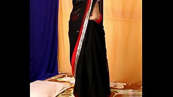 Amateur Indian Aunty Mona Bhabhi’s Wild Sex Fuck Feast