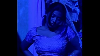 Steamy Soapy Suds With A Tamil Temptress