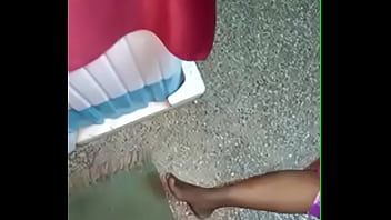 Tamil Mother’s Seductive Moves