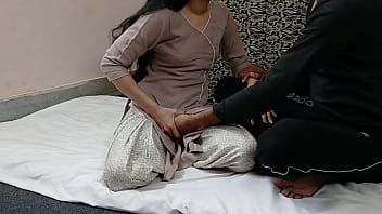 Auntie’s Dirty Desires: Punjabi Widow Milf Moans In Hindi